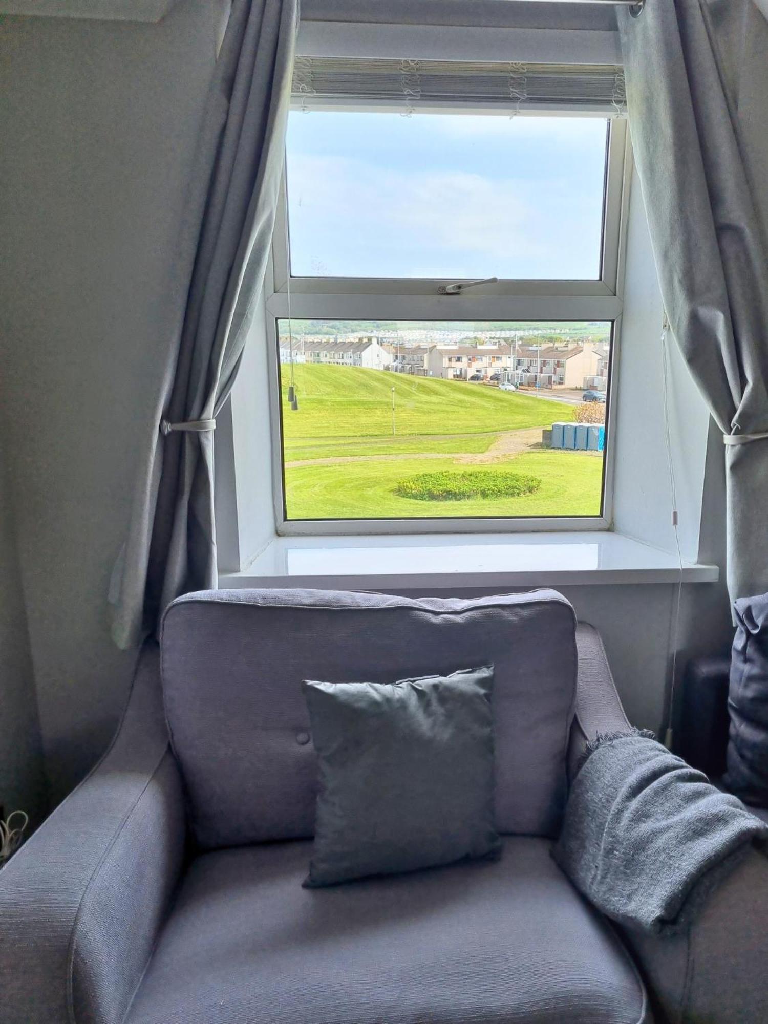 Appartamento 5 Dunluce Park - Portrush By The Sea Esterno foto