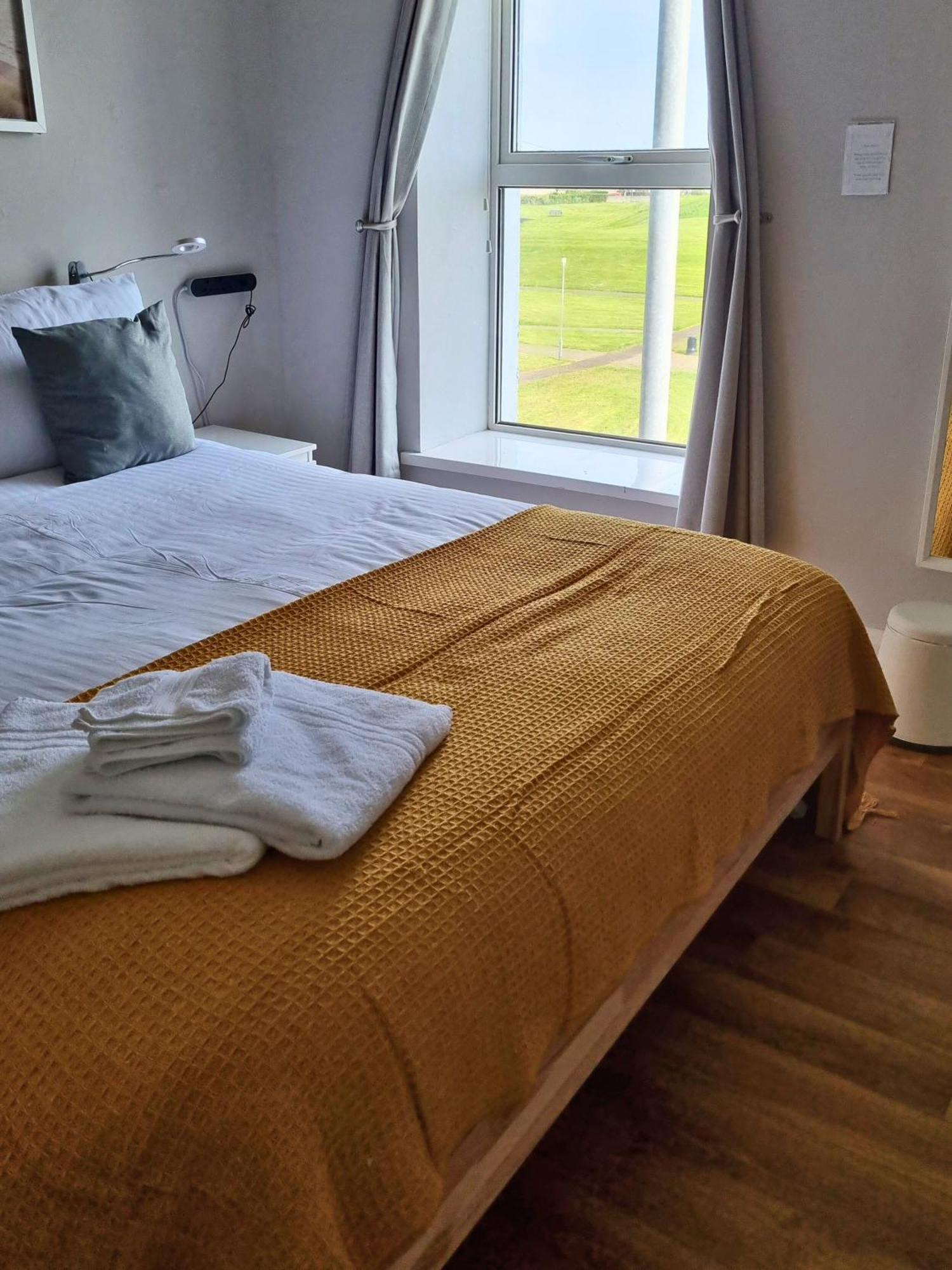 Appartamento 5 Dunluce Park - Portrush By The Sea Esterno foto