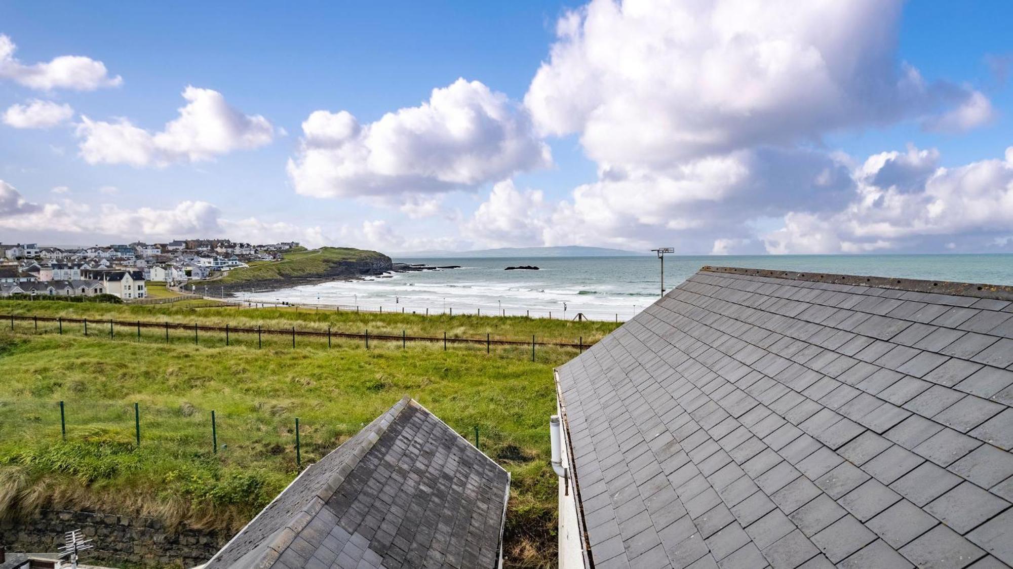 Appartamento 5 Dunluce Park - Portrush By The Sea Esterno foto