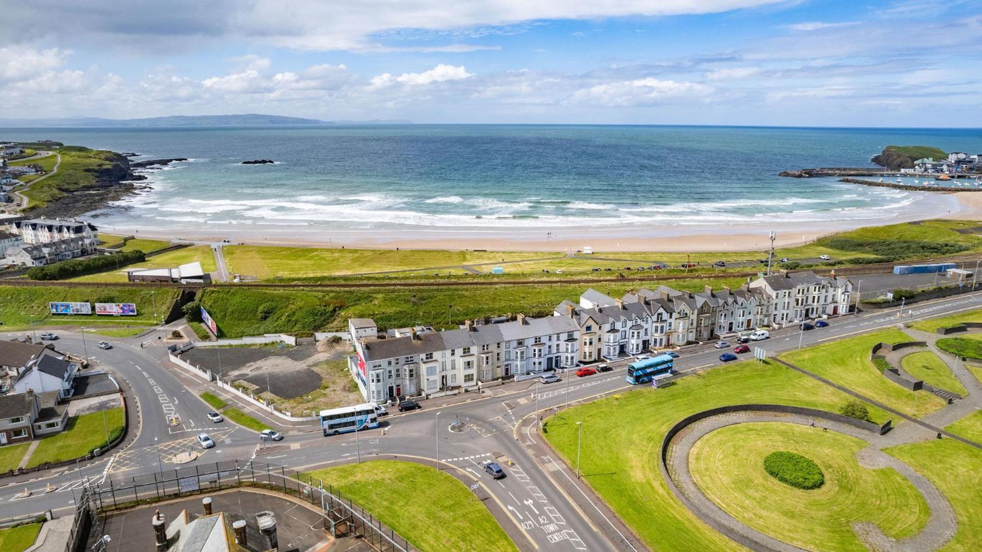 Appartamento 5 Dunluce Park - Portrush By The Sea Esterno foto